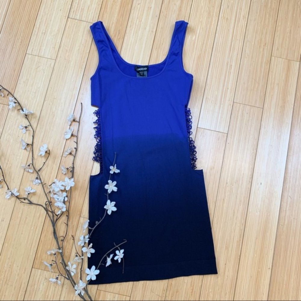 BEBE ombré blue clubbing dress with cutouts, M/L. - Picture 5 of 9
